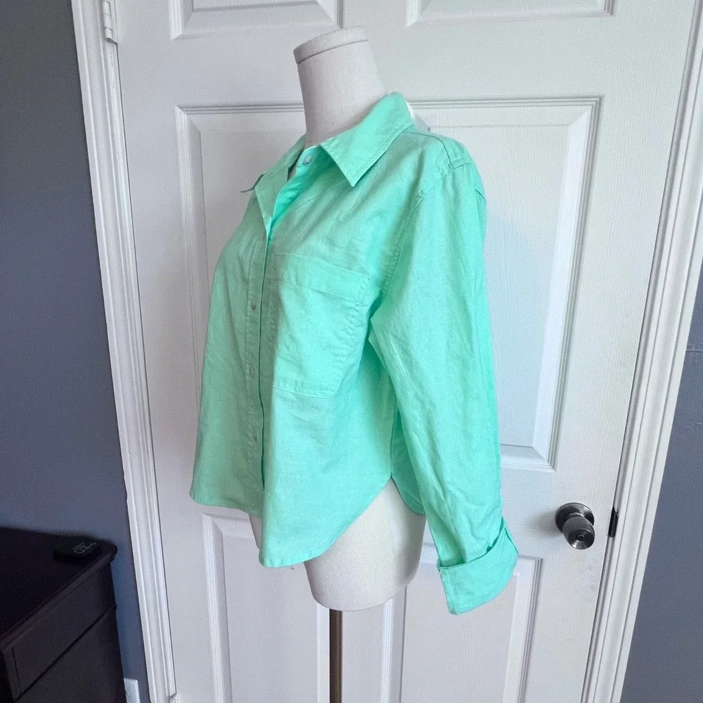 Universal Thread Lime Green Linen Blend Cropped‎ Button Down Shirt Womens Medium - Picture 2 of 8
